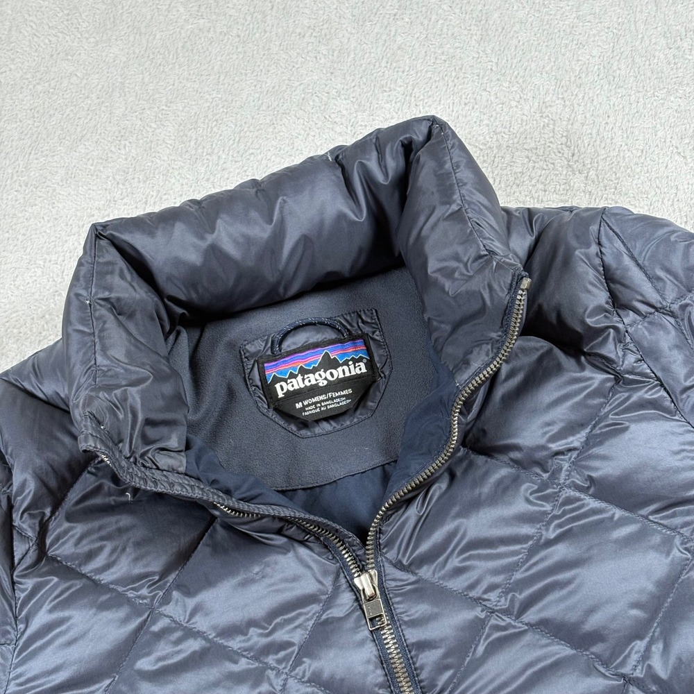 Patagonia Womens Prow Diamond Quilted Down Bomber Jacket M Smolder Blue 28105